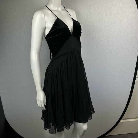 ❗️SOLD❗️NWT Bebe Velvet & Silk Strappy Backless Busty Little Black Mini Dress - Picture 10 of 16